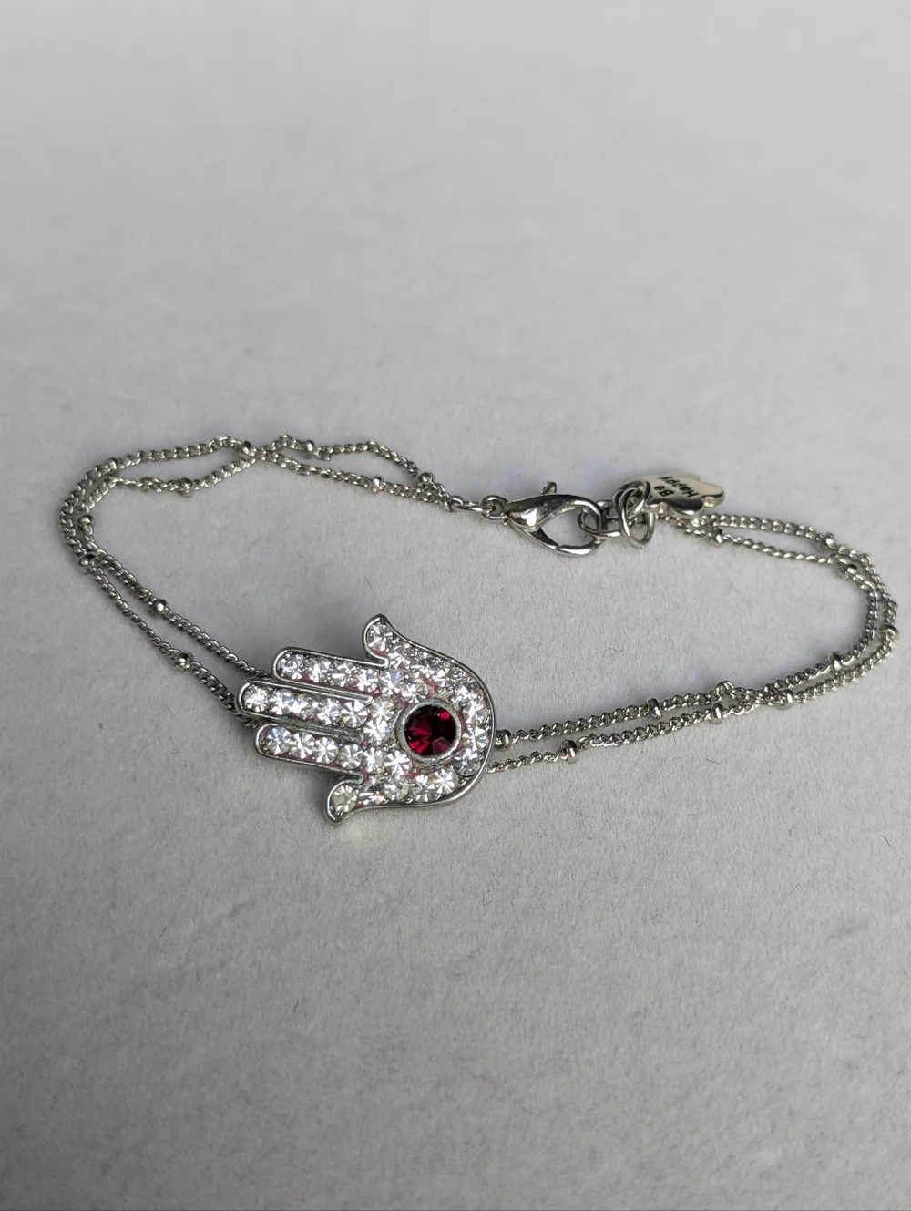 Crystal Hamsa Hand Bracelet w/ Red Center Stone – Adjustable Silver Tone Chain